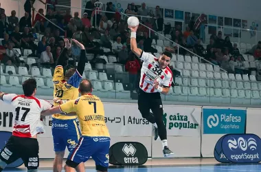 Lovais en acción de lanzamiento. Fuente: lasprovincias.es