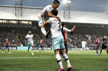 Un Lanzini inspirado rompe la mala racha del West Ham