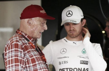 Mercedes, Lauda: "La Ferrari ci ha costretto ad accelerare lo sviluppo". E Rosberg scalpita...