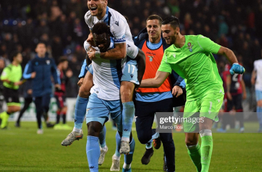 Cagliari 1-2 Lazio: Lazio score twice late into
injury time&nbsp;