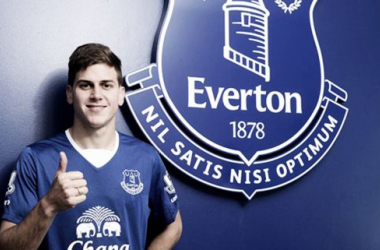 Everton complete signing of Leandro Rodriguez
