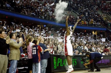 LeBron James Will Allow Fans To Decide If He Does The Chalk Toss