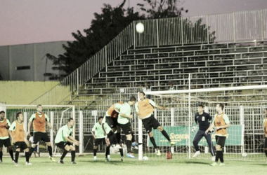 Luverdense busca a liderança da Série B contra o Atlético-GO