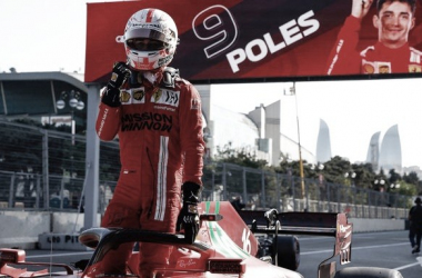 Loca pole para Leclerc en las calles de Baku
