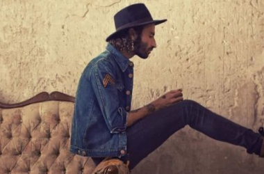 Leiva estrena tema junto con Fito y Carlos Tarque