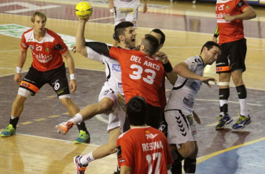 Ademar - Granollers: Tablas en el primer duelo