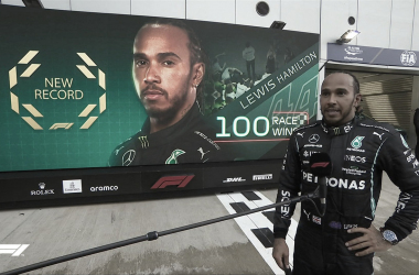 Hamilton conquista 100ª vitória na Fórmula 1 no maluco e molhado GP da Rússia 2021