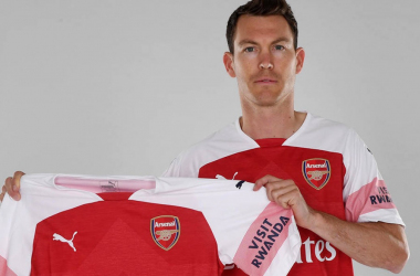 Lichtsteiner joins Arsenal on a free from Juventus