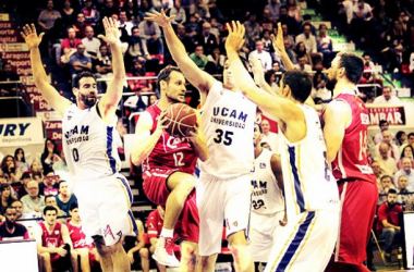 Liga Endesa: Un CAI Zaragoza in palla batte la rivelazione UCAM