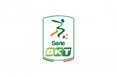 Serie B - Il Pescara batte il Benevento e vola in testa: 2-1 all'Adriatico