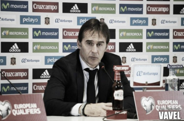 Lopetegui pone su voz en el coloquio de Foro Nueva Murcia