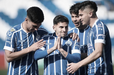 El Tomba debutó con el pie derecho y está más
ilusionado que nunca en puestos de copas