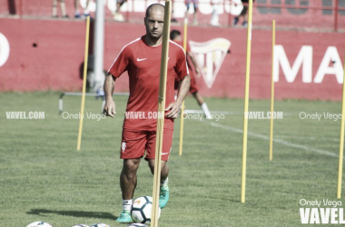 Alberto Lora: &quot;El míster quiere que seamos un equipo intenso&quot;