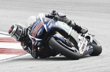 Jorge Lorenzo marca primero