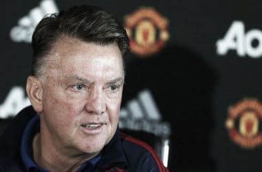 Louis van Gaal confirms Wayne Rooney returns for Southampton game after hamstring injury