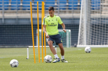 Lucas Vázquez ya toca balón en la vuelta a los entrenamientos