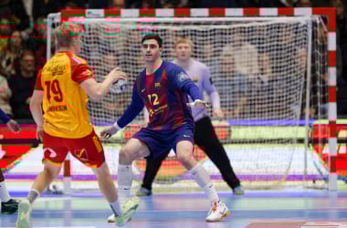 Ludovic Fábregas en defensa. Fuente: @FCBhandbol en X