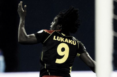 Lukaku brilla por sí solo y Bélgica se clasifica para Brasil 2014