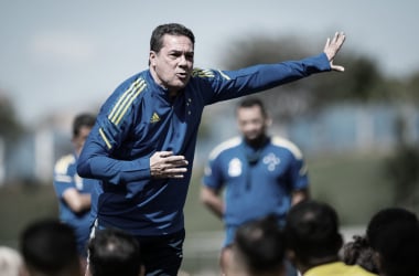 Após vitória na estreia pelo Cruzeiro, Luxemburgo prega cautela: "Temos que ir jogo a jogo"