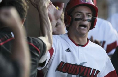 Louisville Cardinals Win Again Over KSU, Head To CWS