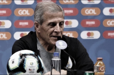 Óscar Tabárez: “No enfrentaremos a Chile con la mochila del
empate ante Japón”