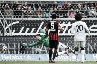 Eintracht Frankfurt 2-2 Hannover 96: Korkut&#039;s men fight back to earn valuable point