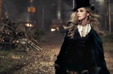 Madonna sobrevive al fin del mundo en &#039;Ghosttown&#039;