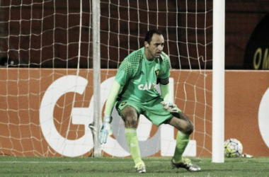 Magrão admite futebol aquém do esperado, mas mantém confiança em título