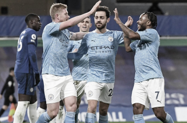 El Manchester City apalea una piñata londinense