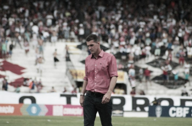 Mancini lamenta gol perdido por Vander e reclama de arbitragem após derrota para Corinthians
