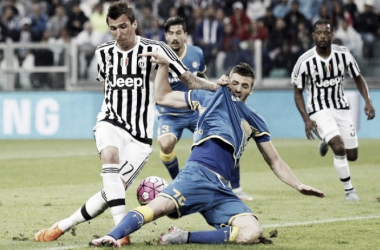 Stasera Juventus - Udinese. Mandzukic c-Heurtaux, Dybala mica Jankto
