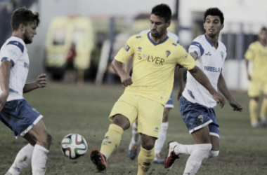 Marbella FC - Cádiz CF: blanquiazules y amarillos miden aspiraciones en Marbella