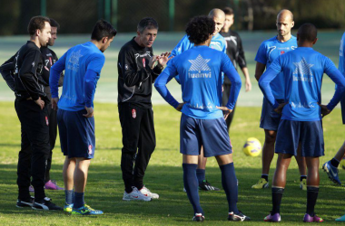 Primer entrenamiento del Granada CF en Marbella