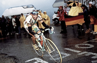 El legendario ataque de Pantani en la cima del Giro 2013