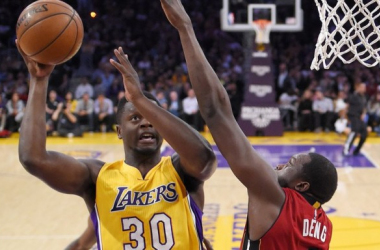 Los Angeles Lakers Chill Miami Heat In Overtime, 102-100