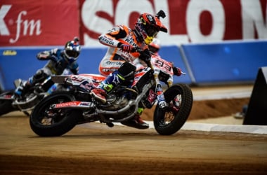 Márquez arrasa y se lleva su segundo Superprestigio