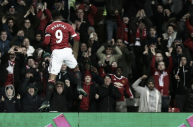 El Manchester United vence y convence