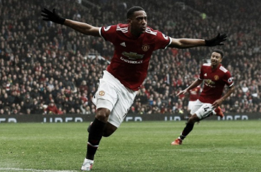 Martial tumba al Tottenham