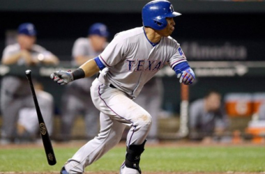 Seattle Mariners acquire outfielder Leonys Martin, reliever Anthony Bass in  a 5-player trade with Texas Rangers