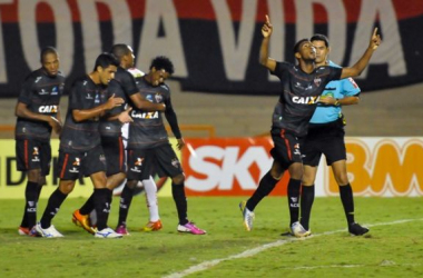 Atlético-GO goleia Oeste e volta a vencer no Serra Dourada