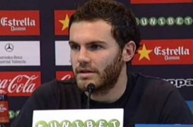 Mata: &quot;Estoy contento en Valencia&quot;