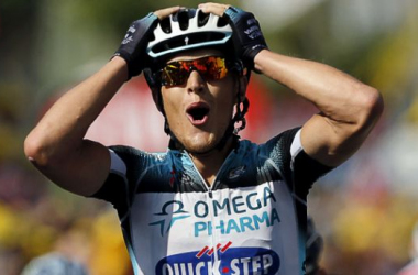 Tour de France Stage 7: Trentin outguns Sagan