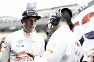 Red Bull quiere a Verstappen en sus filas