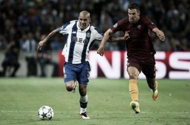 Maxi Pereira se reincorpora con el FC Porto