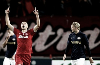 Resumen y goles del partido PSV 3-2 Twente en Eredivisie 2014