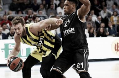 Turkish Airlines EuroLeague - Melli e Vesely fanno grande il Fenerbahce: battuto il CSKA a Mosca