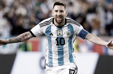 QUIERE LA GLORIA. Messi buscará coronar su exitosa carrera con el título campeón del Mundo. Foto: Web