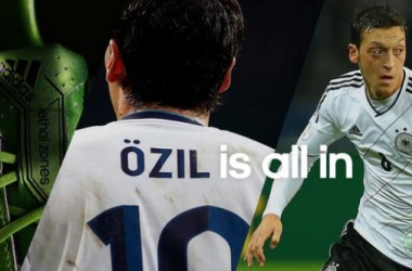 Özil: "Me quedo en el Real Madrid"