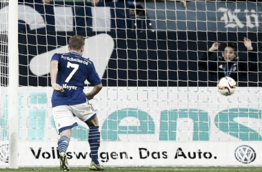 Schalke 04 2-1 Hertha BSC: Max Meyer wins it at the death