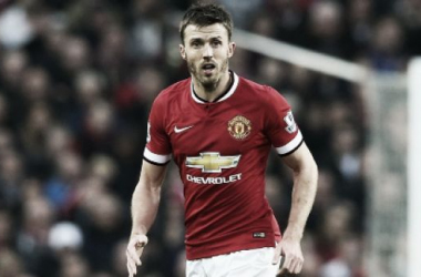 Michael Carrick seguirá un año más en el Manchester United